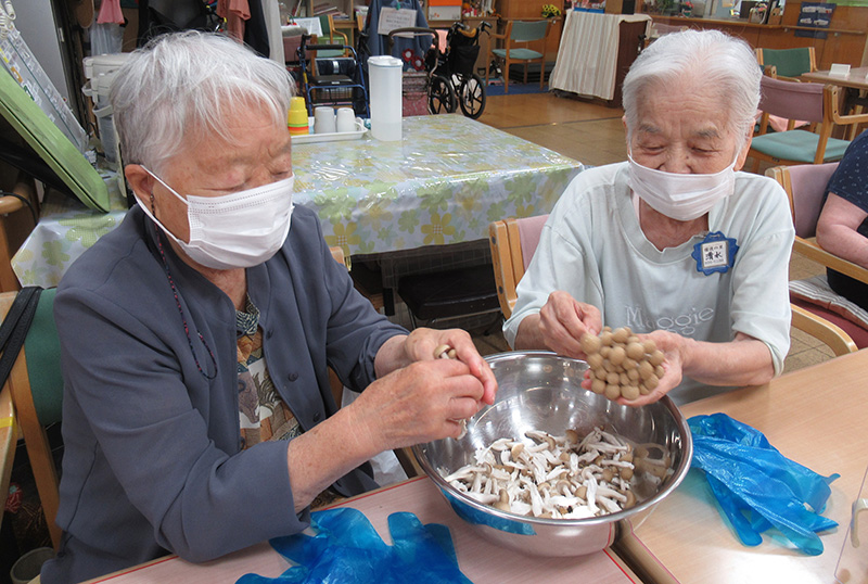 お昼作り『ちらし寿司＆豚汁』1 - デイ備後