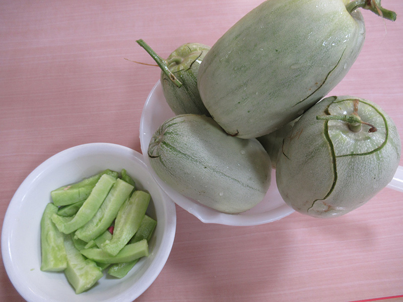 まくわ瓜を収穫しました1 - デイ備後