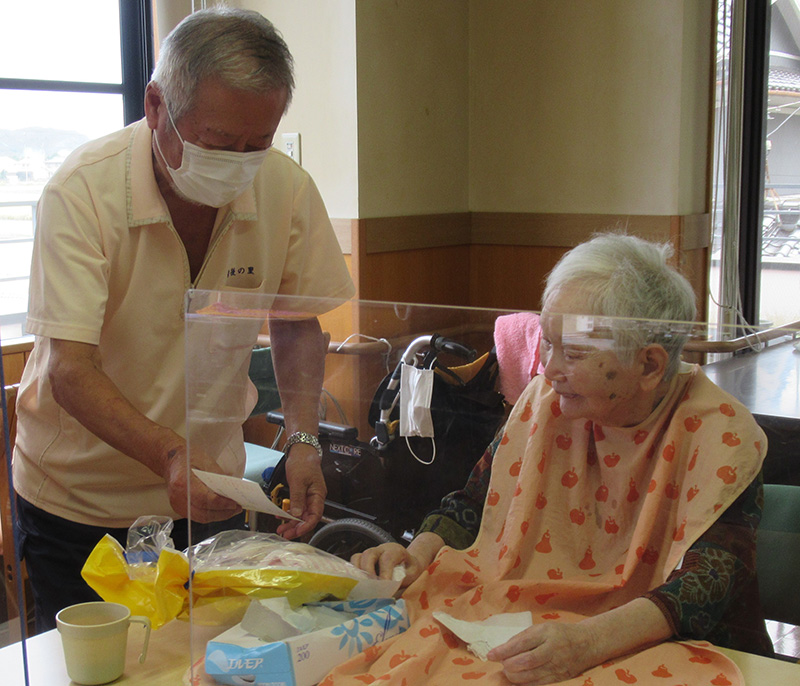 10月の誕生日会2 - ケアハウス福山