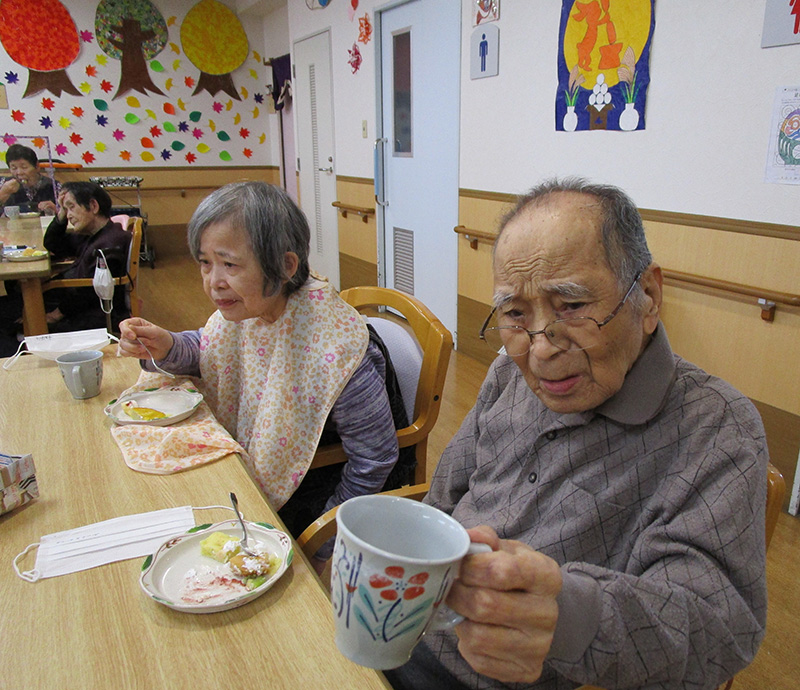 おやつバイキング - ショートまなぐら