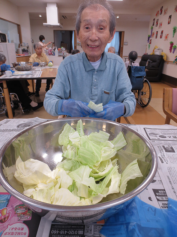 焼きそば作り2 - 小多機まなぐら南