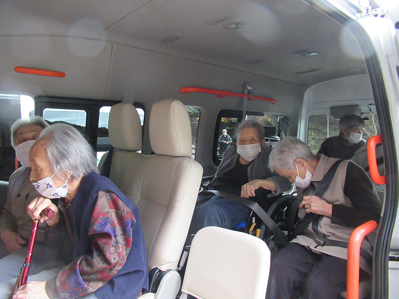 紅葉狩りドライブ2 - ケアハウス福山