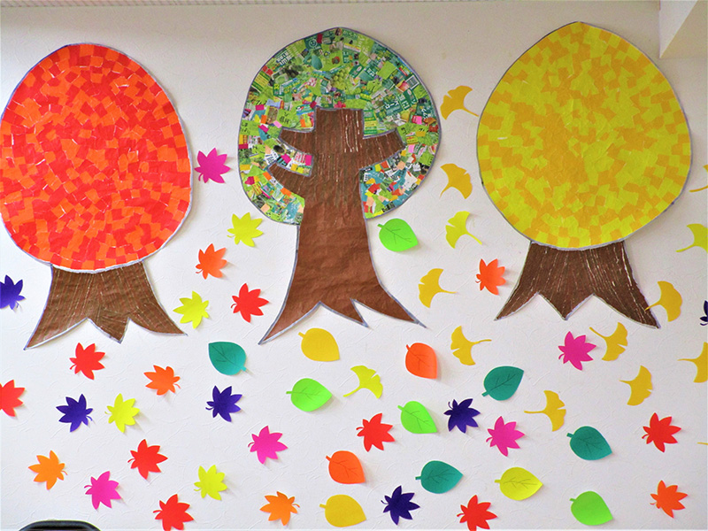 壁画作り『紅葉』 - ショートまなぐら