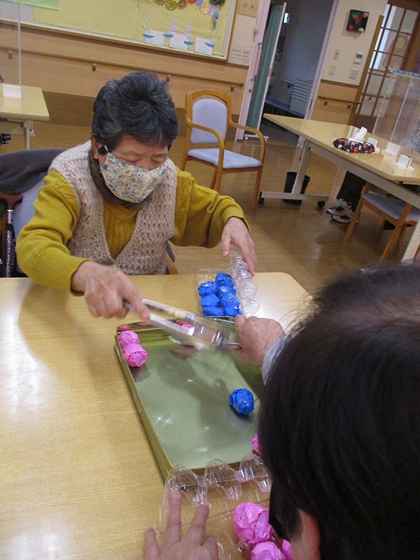 ボール運びゲーム - デイまなぐら