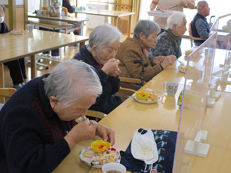 おやつバイキング2 - ショートまなぐら