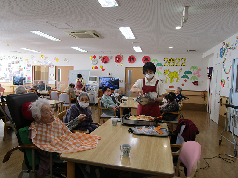 お昼作り『カニ玉チャーハン』 - ショートまなぐら