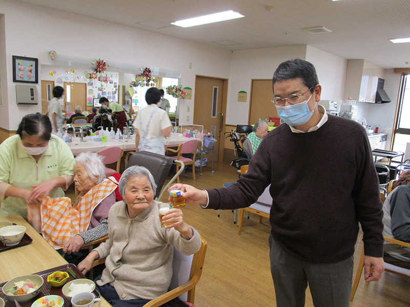 新しい年に乾杯1 - ショートまなぐら