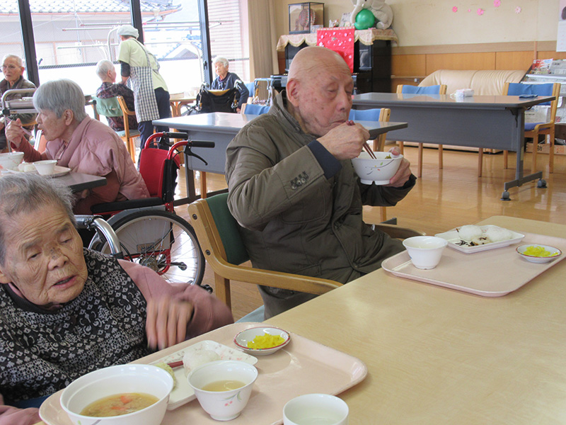 おにぎりバイキング2 - ケアハウス福山