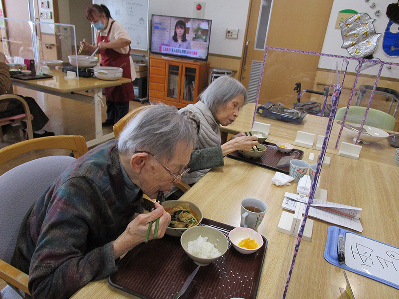 お鍋『キムチ鍋』2 - ショートまなぐら