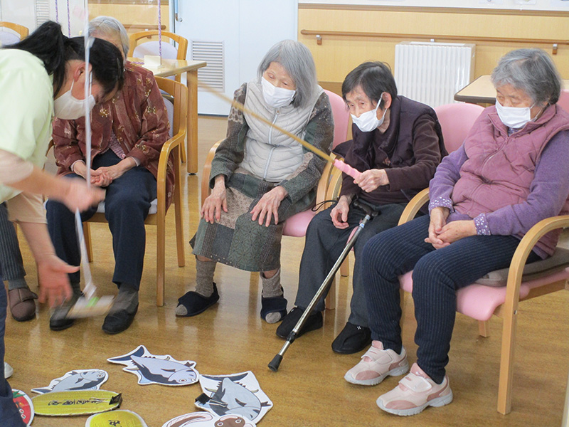 レクリェーション『宝釣りゲーム』2 - ショートまなぐら