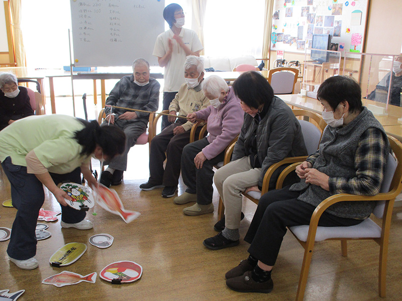 レクリェーション『宝釣りゲーム』3 - ショートまなぐら