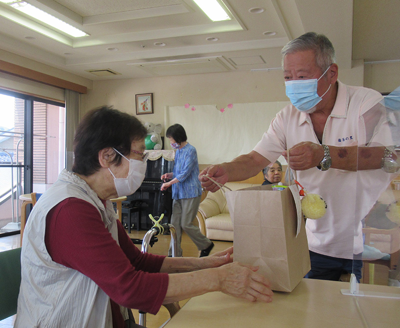 6月誕生日会 - ケアハウス福山
