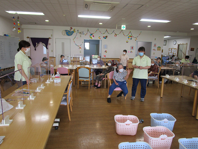 レク　玉入れ1 - ショートまなぐら