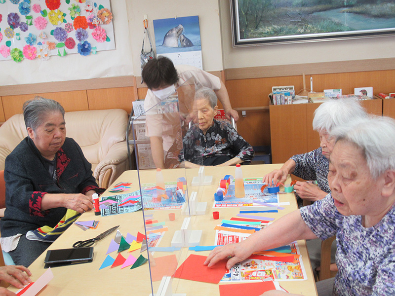 2022年7月5日七夕笹飾り2 - ケアハウス福山