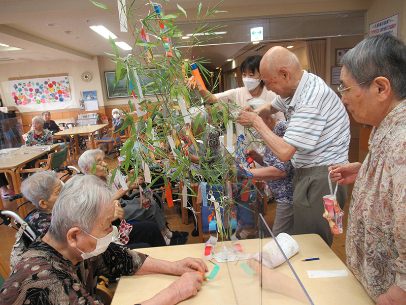 七夕笹飾り2 - ケアハウス福山