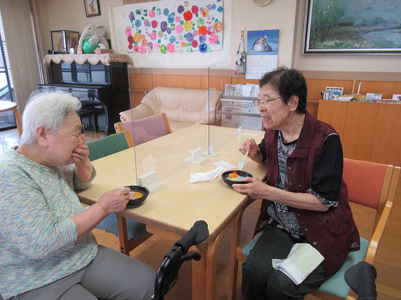 食彩クラブ　かき氷2 - ケアハウス福山