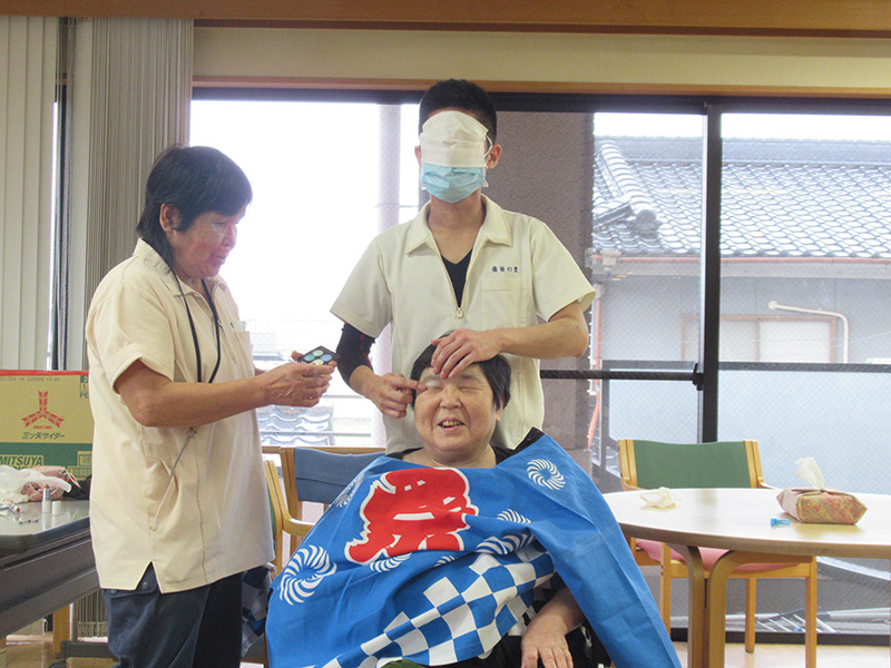 長寿を祝う会 5 - ケアハウス福山